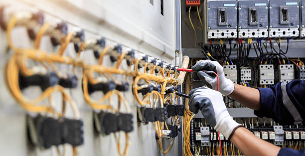 Professional Electrician technician working in Midway, UT